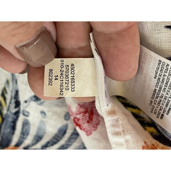 Chico's Linen Shirt Sz 1 (Medium) White w Red and Blue Floral Print Pearl Button - Picture 11 of 11